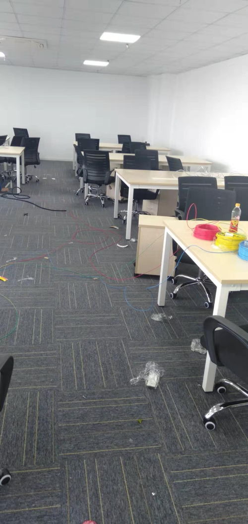 寶山區電路燈具維修服務 專修跳閘、短路、不通電及保險絲燒焦等問題，上海房屋維修承接總公司業務